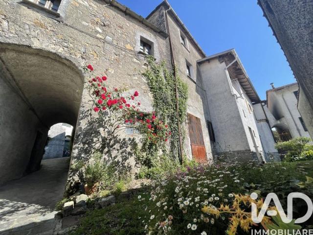 Villetta indipendente in vendita di 150 m² in Località Fraseneggi