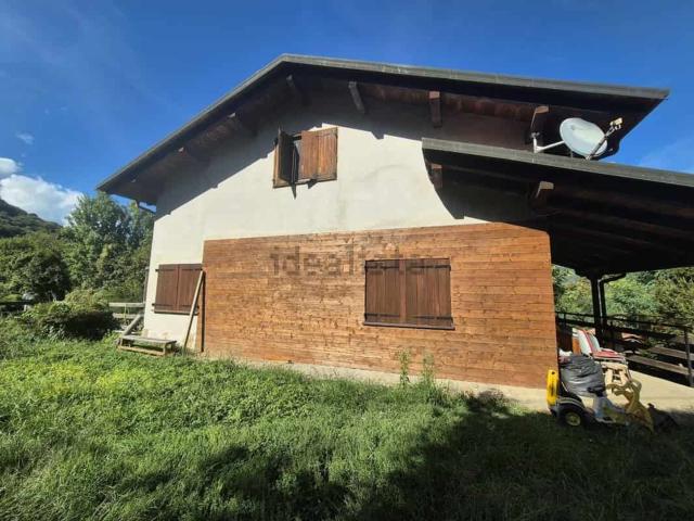 Villetta indipendente in vendita di 150 m² in Località Piane