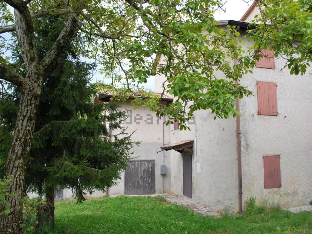 Villetta indipendente in vendita di 150 m² in Piazza Martiri di Cervarolo, 21