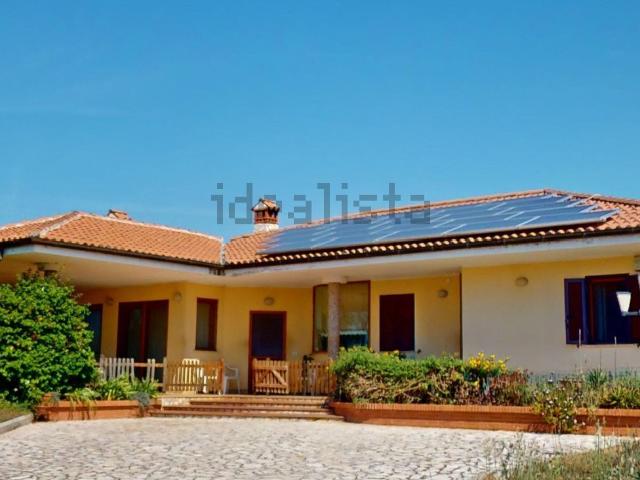 Villetta indipendente in vendita di 150 m² in Strada Litoranea, 435