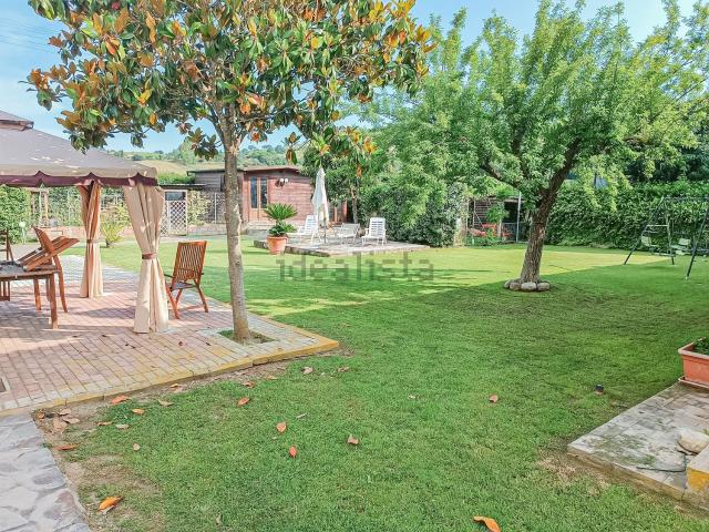 Villetta indipendente in vendita di 150 m² in Strada Piagge del Maiano