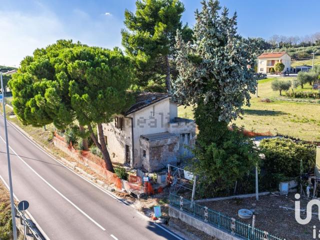 Villetta indipendente in vendita di 150 m² in Strada Provinciale Maceratese