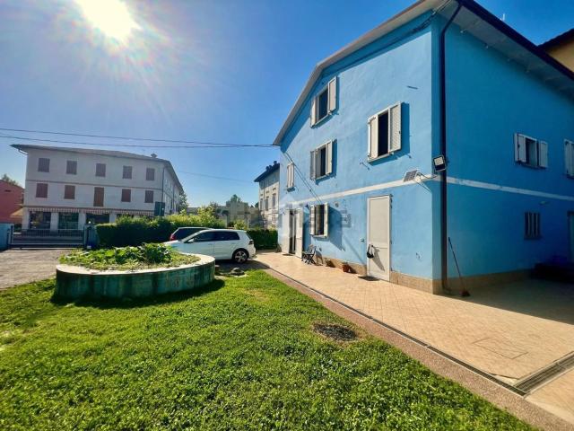 Villetta indipendente in vendita di 150 m² in Strada Provinciale Sud, 175
