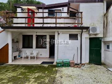 Villetta indipendente in vendita di 151 m²