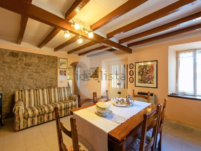 Villetta indipendente in vendita di 151 m² in Via Straduzzi, 4