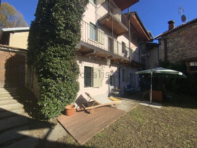 Villetta indipendente in vendita di 151 m² in Via IV Novembre, 27