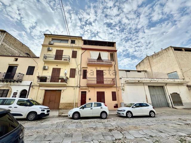 Villetta indipendente in vendita di 151 m² in Via Larga, 13