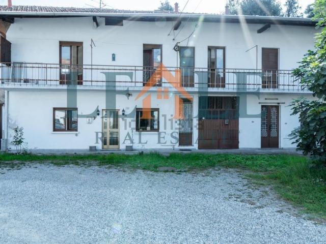 Villetta indipendente in vendita di 151 m² in Via Tridentina