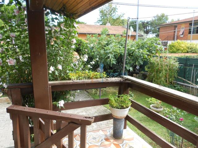 Villetta indipendente in vendita di 152 m² in Via Alteta, 112