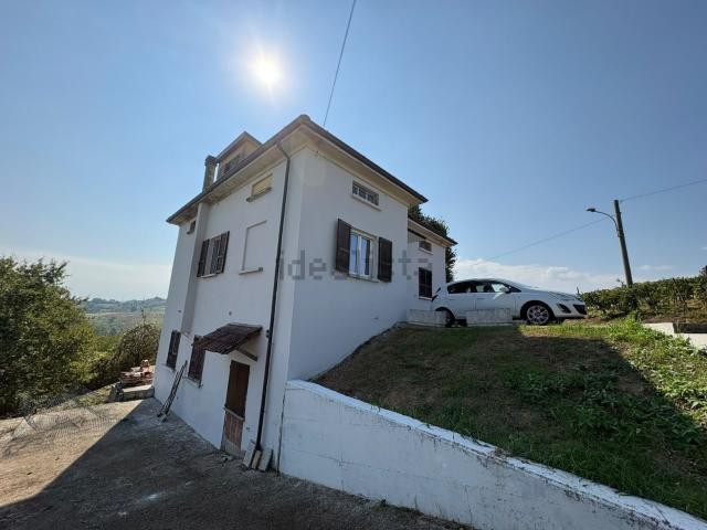 Villetta indipendente in vendita di 152 m² in Località Fornello