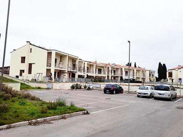 Villetta indipendente in vendita di 1532 m² in Viale Martiri della Niccioleta