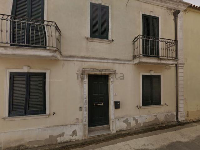 Villetta indipendente in vendita di 153 m² in Via G. Carducci, 1