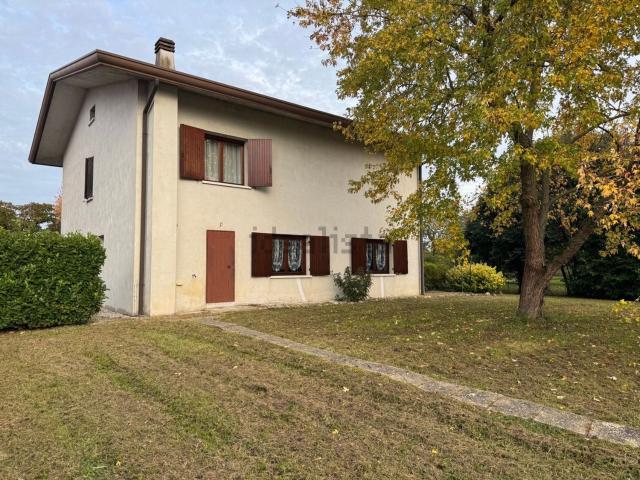 Villetta indipendente in vendita di 153 m² in Via delle Ginestre, 20