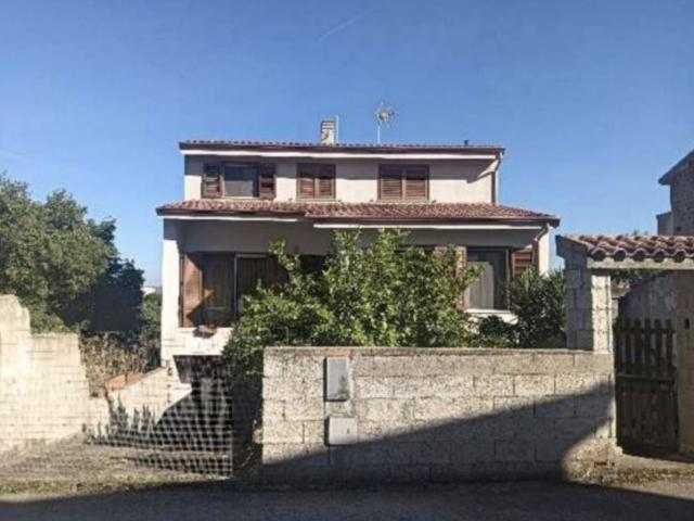Villetta indipendente in vendita di 153 m² in Via Mannu, 48