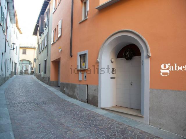 Villetta indipendente in vendita di 153 m² in Via San Martino, 8