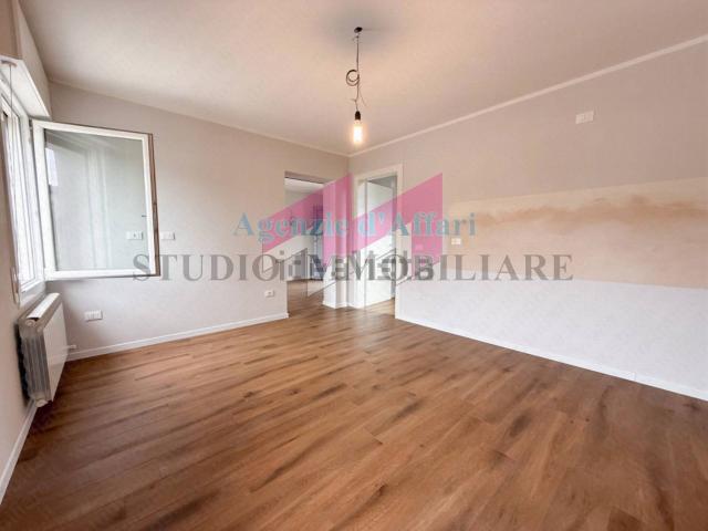 Villetta indipendente in vendita di 153 m² in Via Toscana, 1470