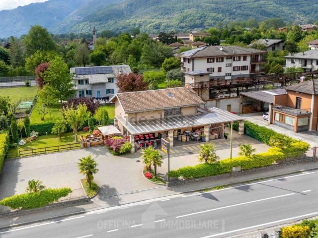 Villetta indipendente in vendita di 153 m² in Via Valeriana