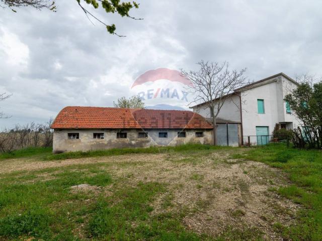 Villetta indipendente in vendita di 153 m² in Contrada San Lucia, 23