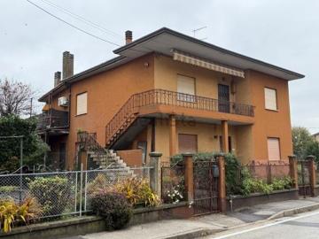 Villetta indipendente in vendita di 153 m² in Strada di Bertesina, 367