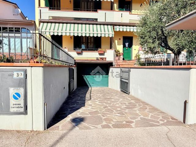 Villetta indipendente in vendita di 154 m² in Via Bolsena, 3