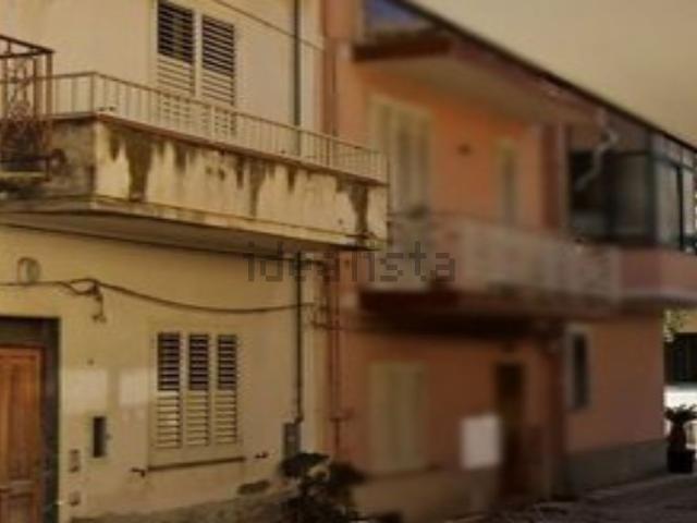 Villetta indipendente in vendita di 154 m² in Via Messina