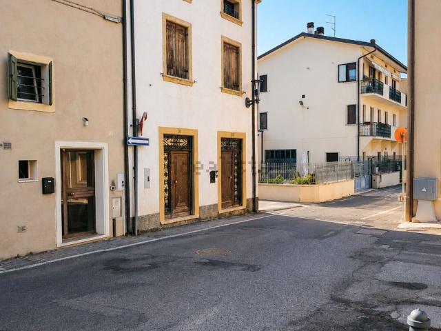 Villetta indipendente in vendita di 154 m² in Via San Martino