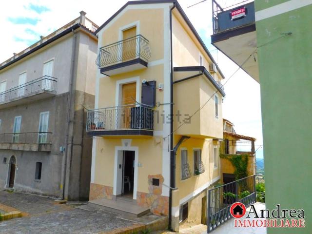 Villetta indipendente in vendita di 154 m² in Via San Francesco, 9