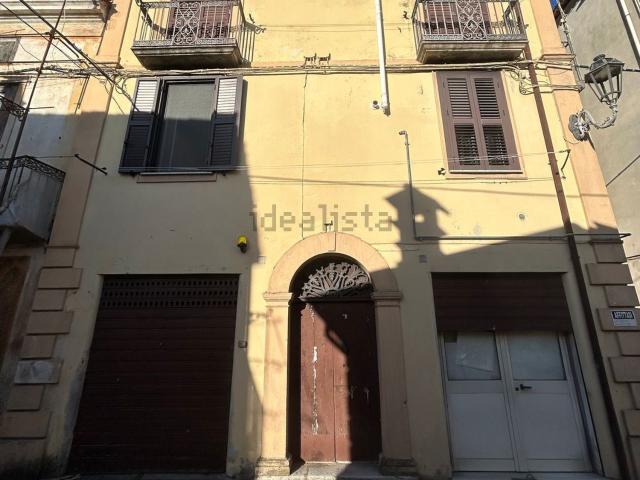 Villetta indipendente in vendita di 155 m² in Via Cardinale Brancato