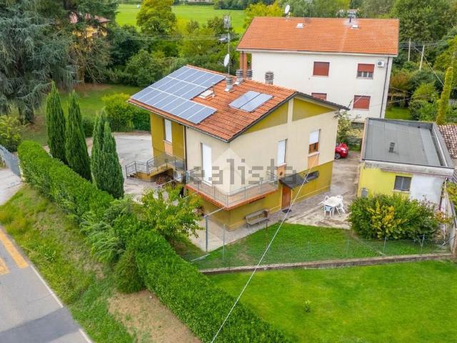 Villetta indipendente in vendita di 188 m² in Via A. Grandi, 52