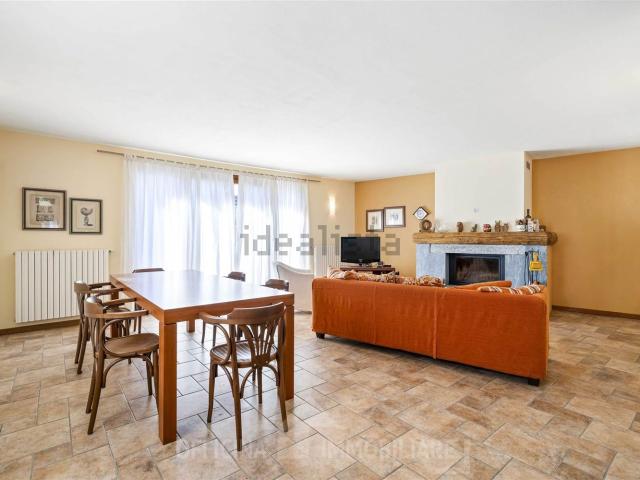 Villetta indipendente in vendita di 155 m² in Via Biolo