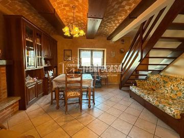 Villetta indipendente in vendita di 155 m² in Via Garlasca, 10