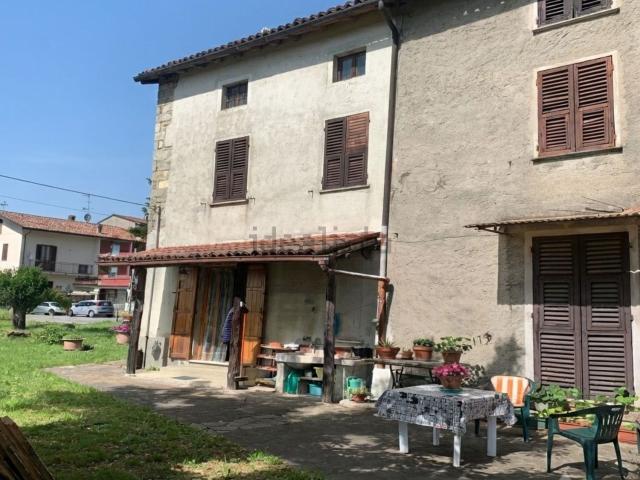 Villetta indipendente in vendita di 155 m² in Via Guglielmo Marconi