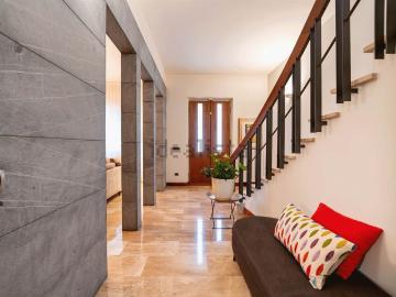 Villetta indipendente in vendita di 155 m² in Via San Lorenzo