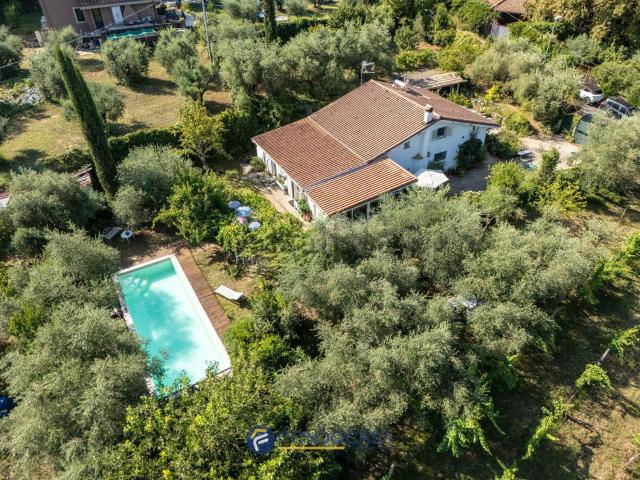 Villetta indipendente in vendita di 175 m² in Via Santa Maria in Fronte