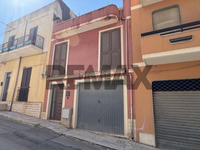 Villetta indipendente in vendita di 155 m² in Via Palestro, 152