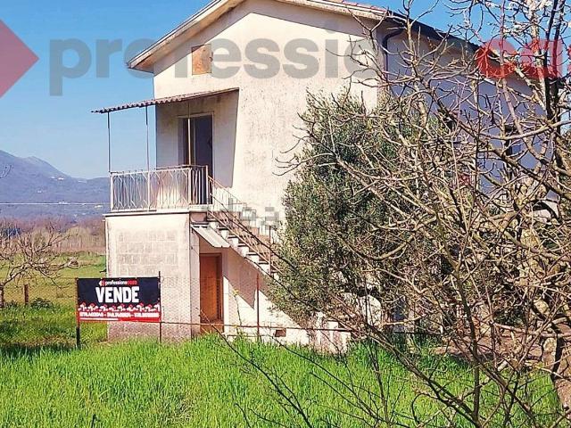 Villetta indipendente in vendita di 155 m² in Via Valle Castagneto
