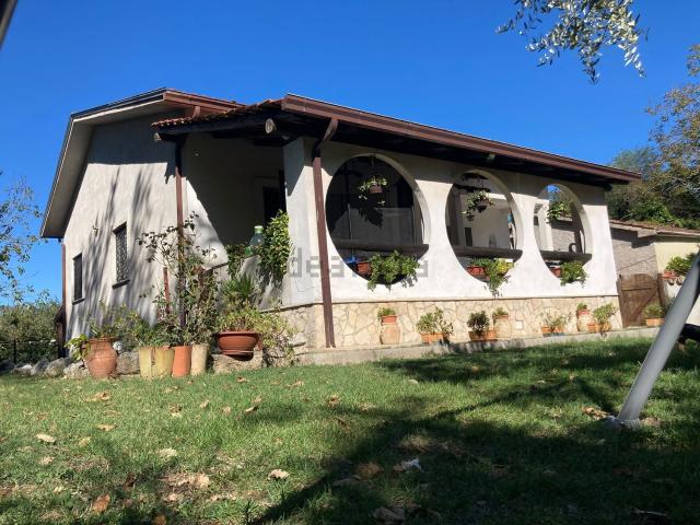 Villetta indipendente in vendita di 155 m² in Contrada Campitelli, 9