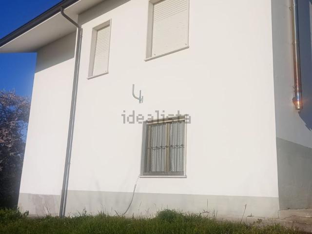 Villetta indipendente in vendita di 155 m² in Frazione Magnano