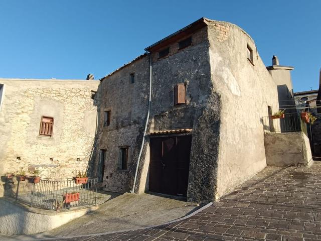 Villetta indipendente in vendita di 155 m² in Piazza Gabriele D&apos Annunzio, 4