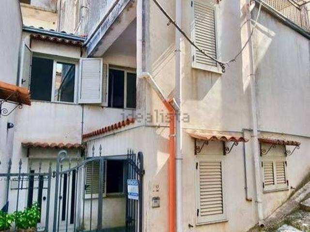 Villetta indipendente in vendita di 155 m² in Piazza San Michele, 12