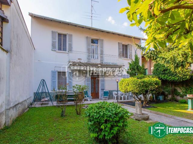 Villetta indipendente in vendita di 156 m² in Via Borsano, 8
