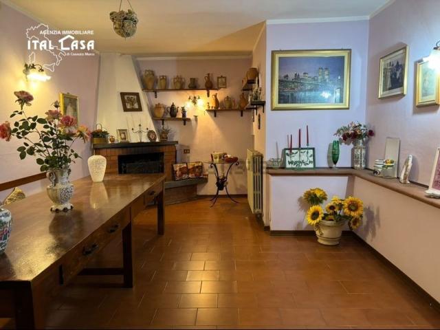 Villetta indipendente in vendita di 156 m² in Via Giovanni Mimbelli, 5