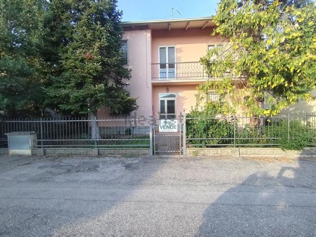 Villetta indipendente in vendita di 156 m² in Via S. Croce, 119