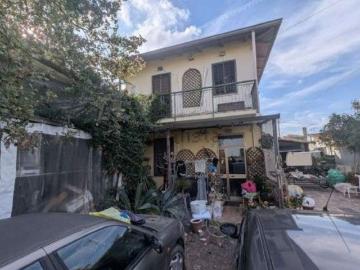 Casa in vendita a Forlì