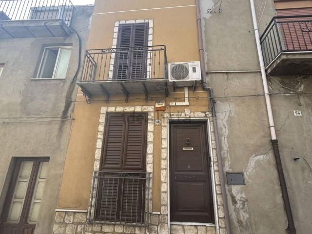 Villetta indipendente in vendita di 156 m² in Via Regina Margherita, 68