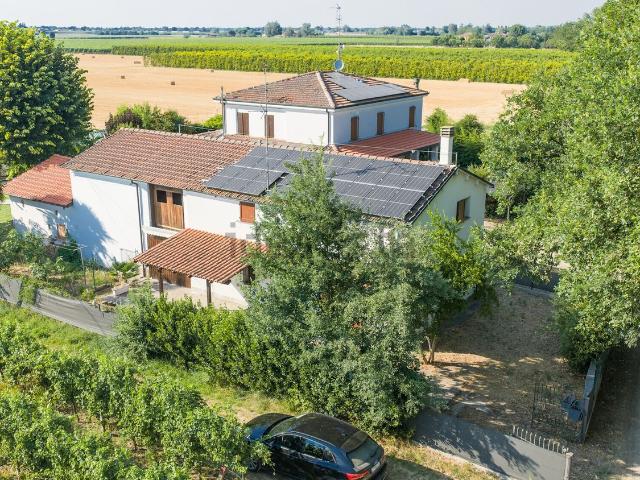 Villetta indipendente in vendita di 157 m² in Via Rio Sanguinario, 4