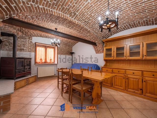 Villetta indipendente in vendita di 157 m² in Via Bra, 20