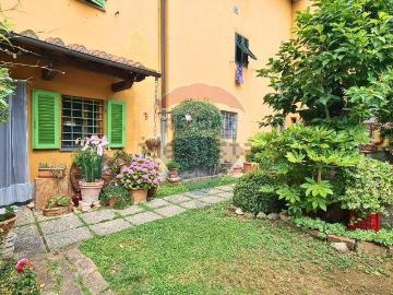 Villetta indipendente in vendita di 157 m² in Via Giordano Bruno, 83