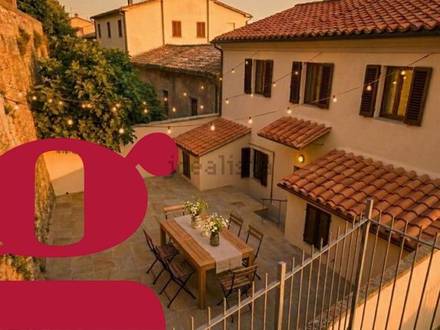 Villetta indipendente in vendita di 157 m² in Via Nazario Sauro, 53