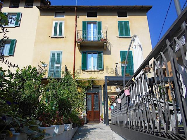Villetta indipendente in vendita di 157 m² in Via Paolo Carcano, 40